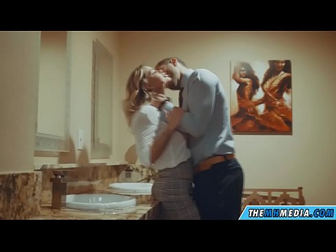 ❤️ Döşlü sarışın sizi ictimai tualetdə aldatdıqda ❌ Porn video az.redporn-tv.ru ❌️❤